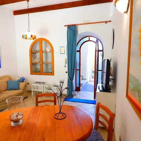 Casa Diletta 3* 梅塔